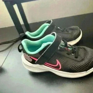 Nike Toddler Shoes Size 3 Black Pink Athletic Sneakers Velcro Running Baby